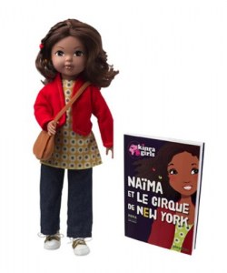 Corolle Kinra Girls doll Naïma et son Livre 