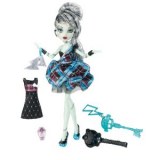 Monster High poupée Frankie Stein Sweet tenue de soirée W9190