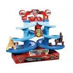 Cars 2 Piste de course en spirale W1659